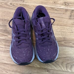 Women’s Asics Gel-Nimbus 24